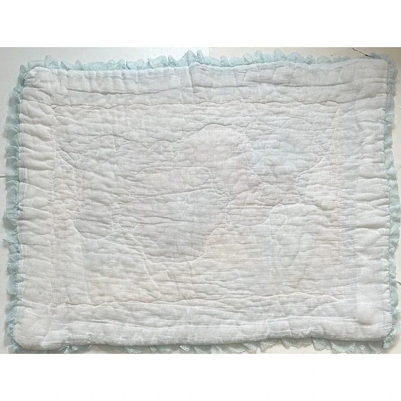 Bear Family Holding Raggedy Ann Wagon Blue Lace Quilt Baby Nursery Blanket - Picture 6 of 6